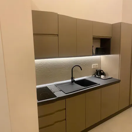 Stazione * Νάπολη